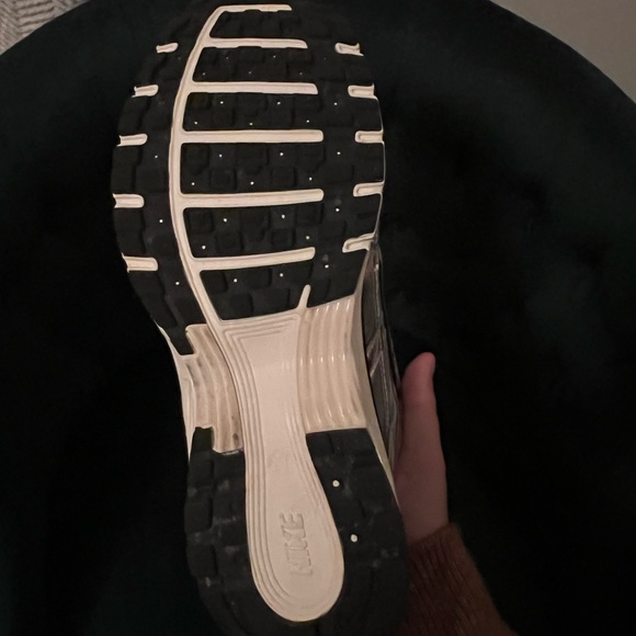 Nike P-6000 Silver Women’s - Picture 6 of 7